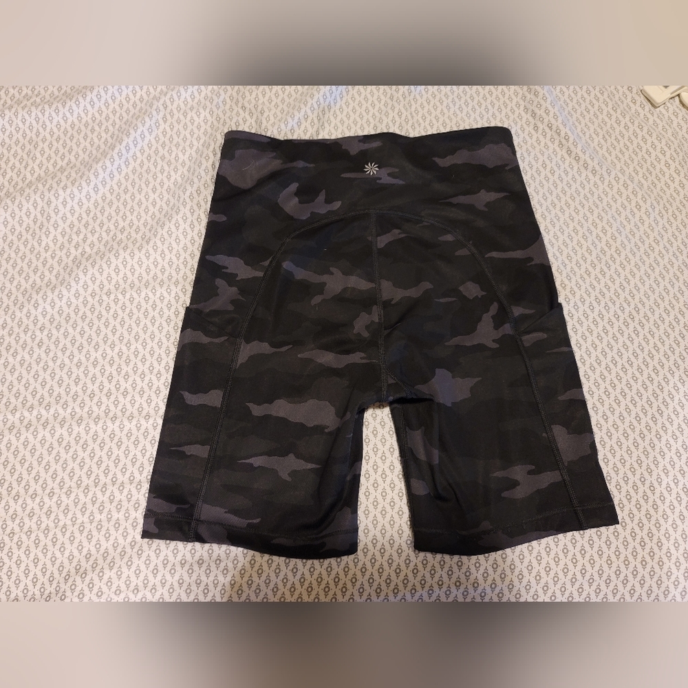 Ultimate Stash Pocket Camo 7" Short